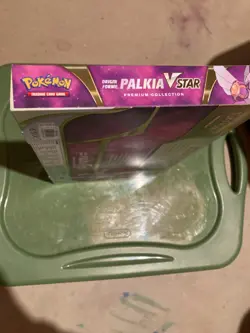 Pokemon TCG: Origin Forme Palkia VSTAR Premium Collection Factory Sealed - Image 5