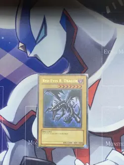 2002 Red-Eyes Black Dragon SDJ-001 Ultra Rare Unlimited Vintage Yugioh! - Image 1