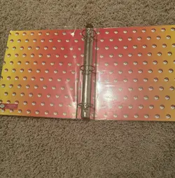3 Ring Card Binder Nintendo Pokemon Pikachu Ash Damaged see pics. 41365040775 - Image 4