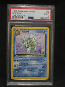 1999 Pokemon TCG Seadra Fossil Card 42/62 1st Edition PSA 9 - Image 1