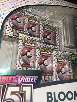 Pokemon Scarlet & Violet 151 Blooming Waters Premium Collection Box - Image 4