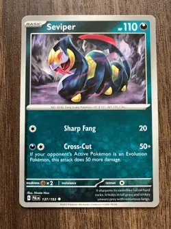 NM Seviper 137/193 - 2023 Pokemon Paldea Evolved Uncommon Card - Nisota Niso Art - Image 1