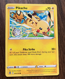 Pikachu 049/195 - 2022 Pokemon Silver Tempest Common Card - NM CLEAN - Image 1