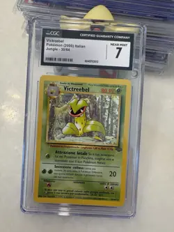 🔥RARE Pop 1🔥 CGC 7 Victreebel 30/64 Jungle Non Holo Rare Italian Pokemon Card - Image 1