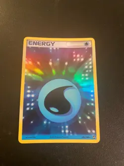 2007 Pokemon Water Energy 105/108 Reverse Holo Lightly Played Slight Curl - Image 1