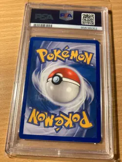 PSA8 larvitar pop series 1 2004 Pokemon - Image 2