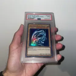 YuGiOh - Blue Eyes White Dragon CT13-EN008 Ultra Rare (PSA 9) SDK ART - Image 2