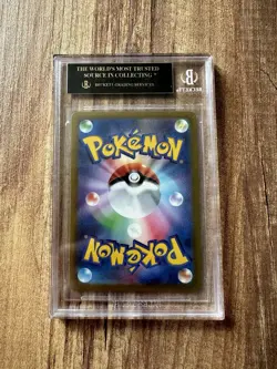 Pokemon BGS 10 BLACK LABEL VAPOREON V 015/069 RR 2021 JAPANESE SWSH Eevee Heroes - Image 2