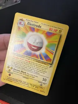 Electrode 25/130 EXC Non Holo Rare Base Set 2 Pokemon Card Vintage 1999 WOTC 2 - Image 2