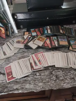 Lot Of Uncounted Unsearched Vintage MTG cards - Image 4