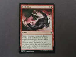 2014 MTG Instant "Swift Kick" NM+ Magic Card #122 KTK FIGHT SPELL REMOVAL - Image 1