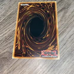 🔥 YUGIOH Magician of Black Chaos YGLD-ENC01 ULTRA RARE HOLOGRAPHIC NEAR MINT - Image 5