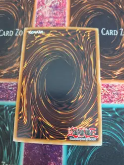 Yugioh B-Buster Drake SDKS-EN002 Super Rare Unlimited Near Mint - Image 3