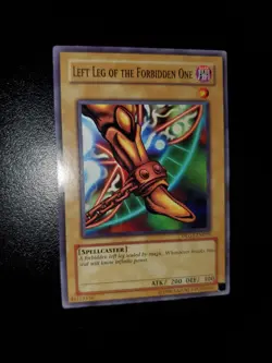 Yugioh 2008 Left Leg Of The Forbidden One R DLG1-EN019 Near Mint - Image 2