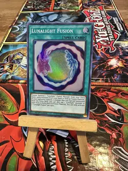 Yugioh! Lunalight Fusion - LED4-EN048 - Super Rare - 1st Edition NM + free card - Image 2