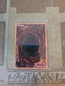 YUGIOH DESTINY HERO PLASMA MGED-EN007 GOLD 1ST ED NM - Image 2