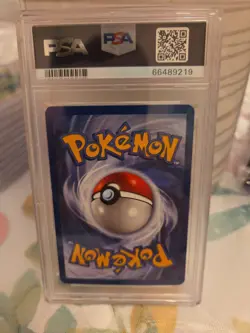1999 WOTC POKEMON FOSSIL 1ST EDITION MUK 13/62 HOLO RARE PSA 8 - Image 2