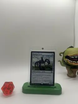 MTG Magic the Gathering Roaming Throne (258/491) The Lost Caverns of Ixalan LP - Image 1