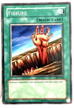 Yu-Gi-Oh! Fissure - Common Card, Light Play - Image 1