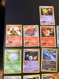 Pokemon TCG 26-Card Vintage Mid-Era Lot, black&white, platinum, eevee - Image 2