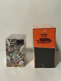 Pokemon TCG Sword And Shield Vivid Voltage Booster Box & Elite Trainer Box Lot - Image 3