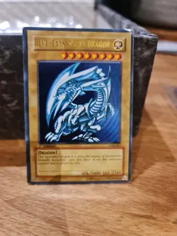 Blue-Eyes White Dragon LOB-001 Yugioh Read description! - Image 1