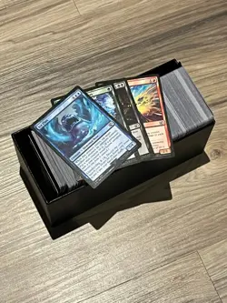 Magic: The Gathering FINAL FANTASY-Random Lot of C, U, T, L with box - No foils. - Image 1
