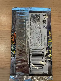 YuGiOh Metal Raiders Predadores Metalicos 1st Ed Portuguese Sealed Pack Yu-Gi-Oh - Image 2