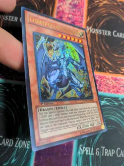 Yu-Gi-Oh! Lightpulsar Dragon SDDC-EN001 1st Edition Ultra Rare NM - Image 2