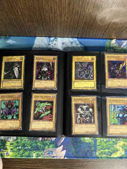 Yu-Gi-Oh! Vintage cards binder collection from different sets! - Image 3