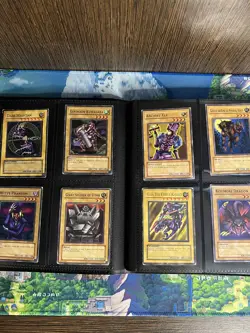 Yu-Gi-Oh! Vintage cards binder collection from different sets! - Image 4