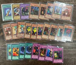 Vintage Yu-Gi-Oh! Bulk Lot ~1300 Cards + 27 Rares w/ Holofoil Names - mostly LP - Image 4