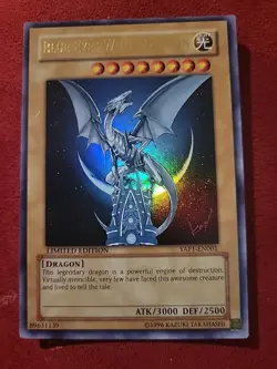 Yugioh Blue-Eyes White Dragon YAP1-EN001 Ultra Rare Limited Edition NM - Image 1