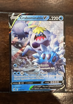 Crabominable V SWSH08: Fusion Strike #076/264 Ultra Rare Pokemon NM+ - Image 1