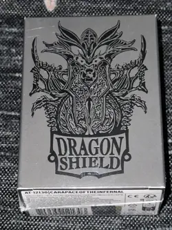 Gen Con 2025 Dragon Shield Event Exclusive Black/Gold Standard Card Sleeves - Image 1
