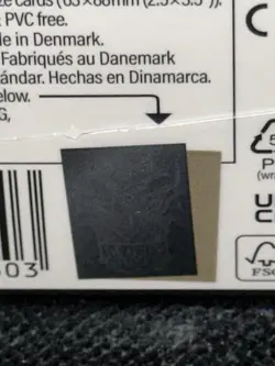 Gen Con 2025 Dragon Shield Event Exclusive Black/Gold Standard Card Sleeves - Image 2