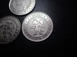 Pokemon Card Meiji Promo Battle Coin x3 Machamp Evolutions #5455 - Image 4