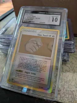TOP POP 12) CGC 10 GEM MINT Pokemon EX Sandstorm Claw Fossil Reverse Holo 90/100 - Image 1