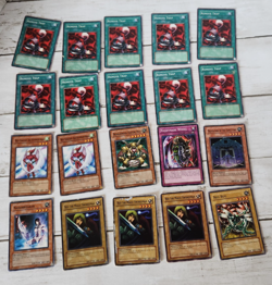 Yu-Gi-Oh YuGiOh! Hummingbird Trap Swordsman Sanctuary Wheel Bug Cards READ - Image 1