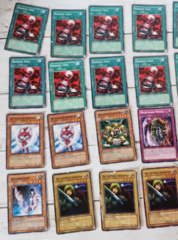 Yu-Gi-Oh YuGiOh! Hummingbird Trap Swordsman Sanctuary Wheel Bug Cards READ - Image 2