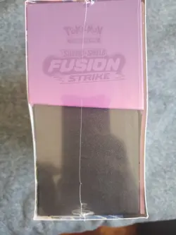Pokemon TCG Fusion Strike Elite Trainer Box ETB - Image 3