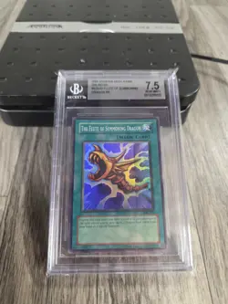 BGS 9 THE FLUTE OF SUMMONING DRAGON SDK-042 FOIL LINE MISPRINT YUGIOH 2002 KAIBA - Image 1