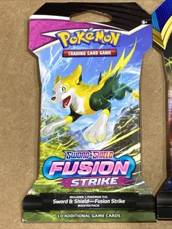 Pokemon TCG Sword & Shield | Fusion Strike | Sleeved Booster 2-Pack New 820650809170 - Image 2