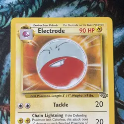Electrode 18/64 Jungle Rare Pokemon Card Non-Holo Nm - Image 3