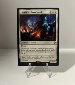 Luminous Broodmoth 246 MTG Commander: FINAL FANTASY M NM - Image 1