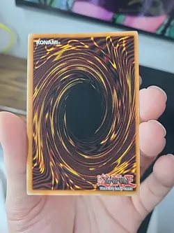 YUGIOH! BERSERK DRAGON 1st ED DCR-019 SUPER RARE NM / M - Image 5