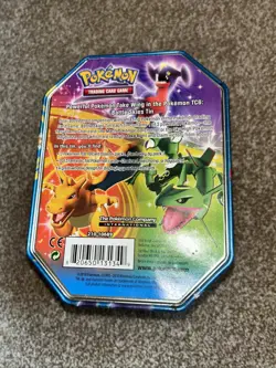 Pokemon Card 2009 Tin With Charizard Garchomp And Rayquaza - Image 4