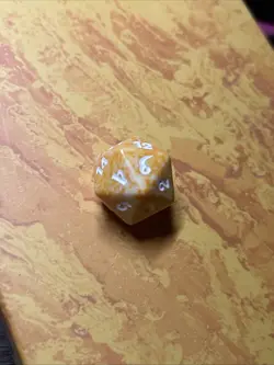 Magic The Gathering FROM THE VAULT FTV EXILED YELLOW D20 SPINDOWN DICE DIE MTG - Image 3