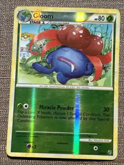 GLOOM 27/90 REVERSE HOLO POKEMON CARD UNDAUNTED Scratched on Holo Part - Image 1