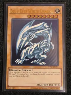Blue-Eyes White Dragon Ultimate Rare OP28-EN001 NM Yugioh - Image 1